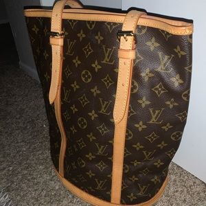 Monogram Bucket GM Shoulder Bag /